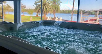 Luxury 5 Star Rated Homosassa Home. Prime location, ultra-clean, well designed