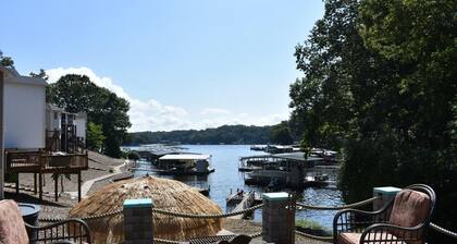 5 Bedroom, 5 Bathroom Tropical Fun! HOT TUB, AQUA PAD, FIRE PIT, and BEACH!