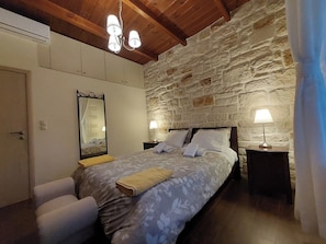 2 Schlafzimmer, Zimmersafe, Bügeleisen/Bügelbrett, Reisekinderbett