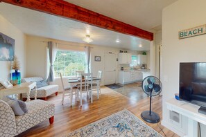 TV, DVD-spiller og bøker