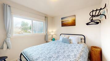 2 sovrum, strykjÀrn/strykbrÀda, wi-fi och sÀngklÀder