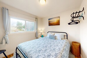 2 makuuhuonetta, silitysrauta/-lauta, Wi-Fi, vuodevaatteet