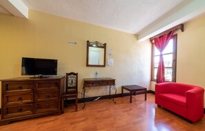 基本單人房 | 布置獨特、熨斗/熨衣板、床單