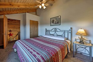 2 bedrooms, iron/ironing board, Internet, bed sheets
