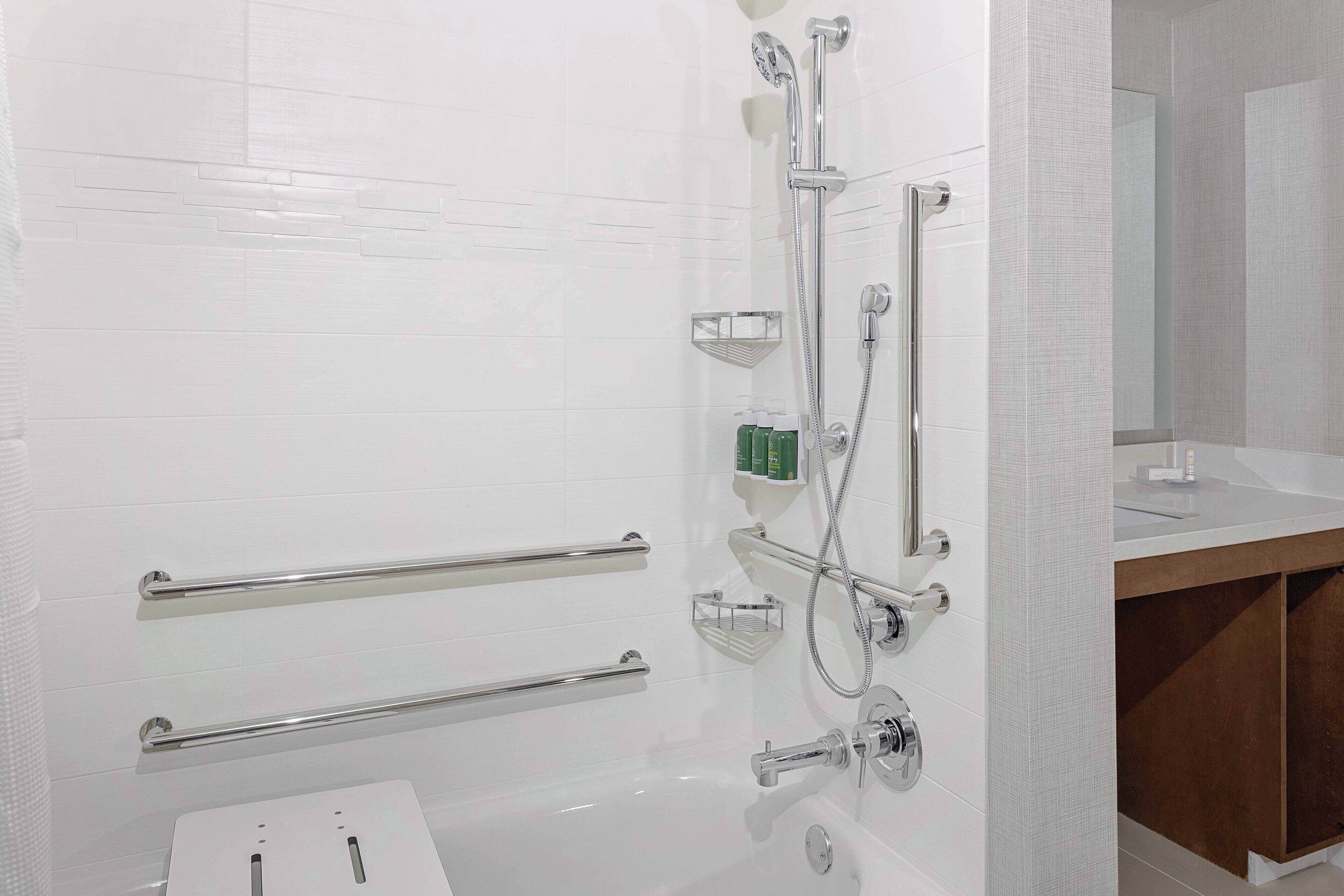 suite, 1 bedroom | bathroom | shower, free toiletries, hair dryer, towels
