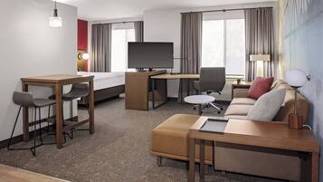 1 bedroom, iron/ironing board, bed sheets