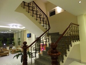 Staircase - Hoa Vinh Hotel (Ho Chi Minh City)