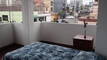 1 quarto, espaço de trabalho para notebook, Wi-Fi de cortesia