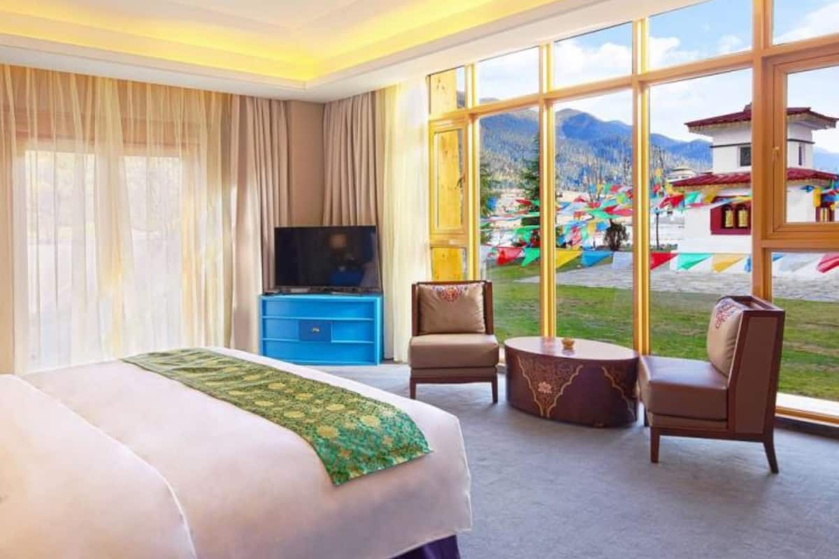 Suíte elite, vista para o rio | Roupas de cama premium, edredons de pluma, cofres nos quartos