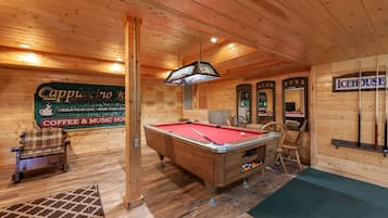 Cabin, 2 Bedrooms | Billiards