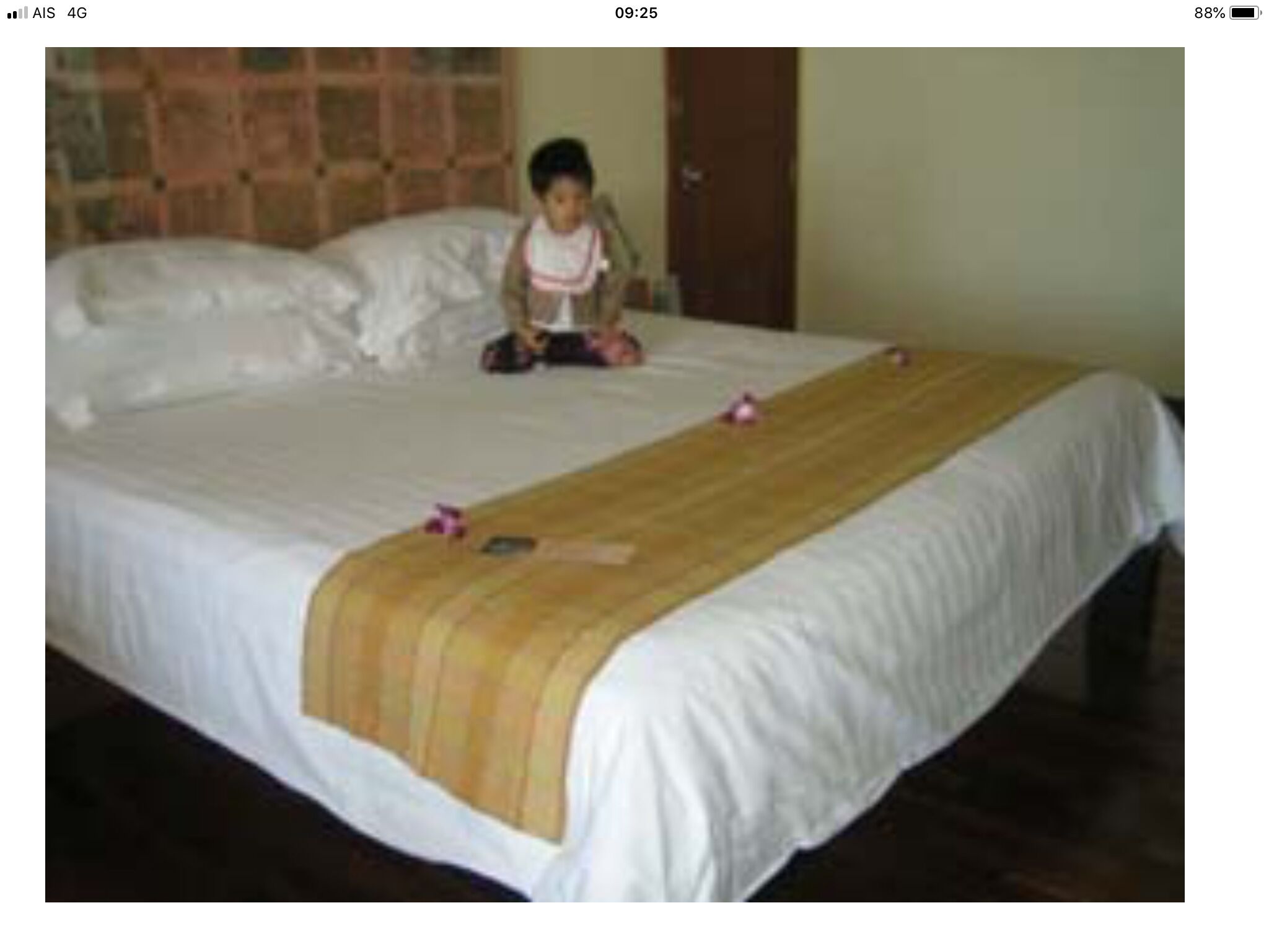 Standard Double Room | Living area | TV