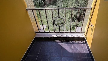 Standard-Doppelzimmer | Terrasse/Patio