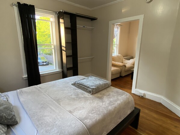 1 bedroom, free WiFi, bed sheets