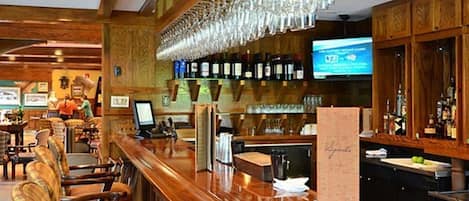 Bar (en la propiedad)