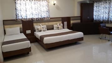 Soundproofing, free WiFi