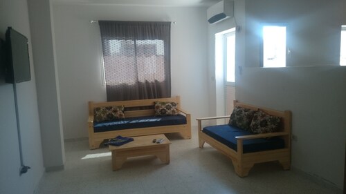 Chelli Appartements Meublés