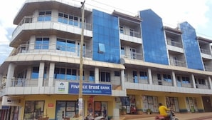 Front of property - Hotel Com Apartment (Entebbe)