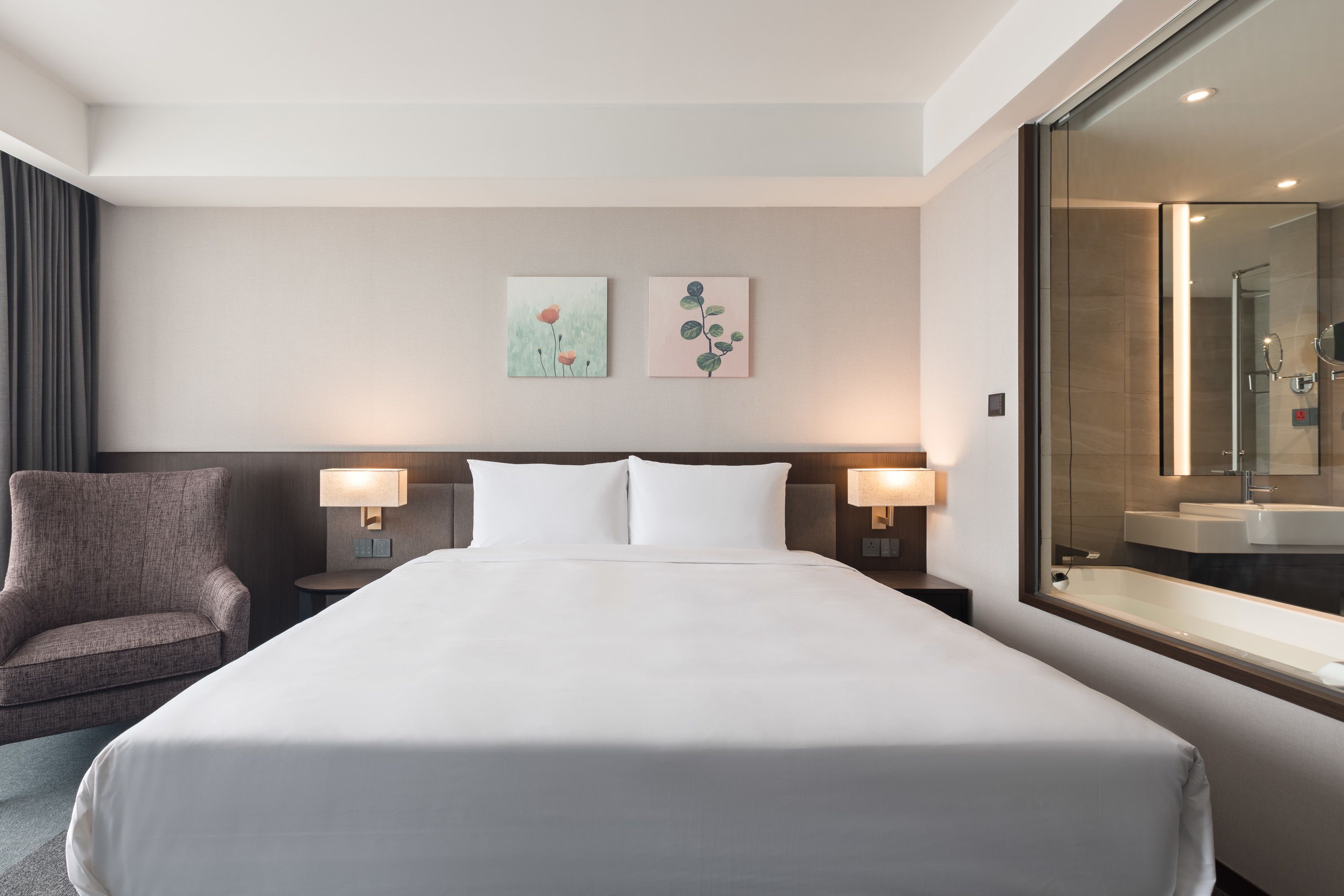 Classic King Room | Premium bedding, down comforters, desk, laptop workspace