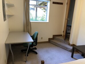 基础单人房 | 客厅