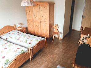 Cortinas blackout, insonorización y ropa de cama