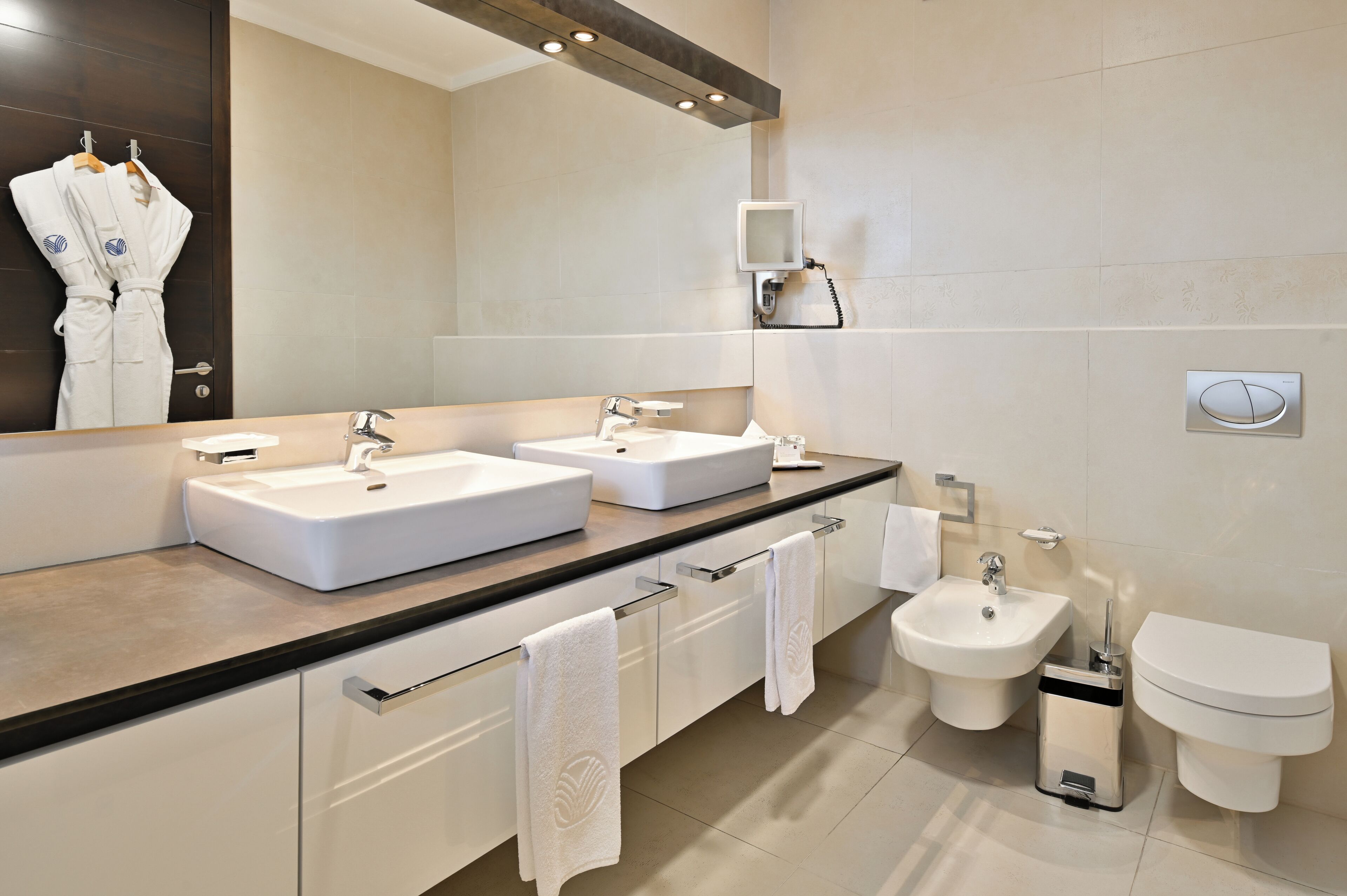 Photo - Bosmal Arjaan by Rotana