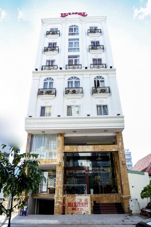 Khuôn viên nơi lưu trú