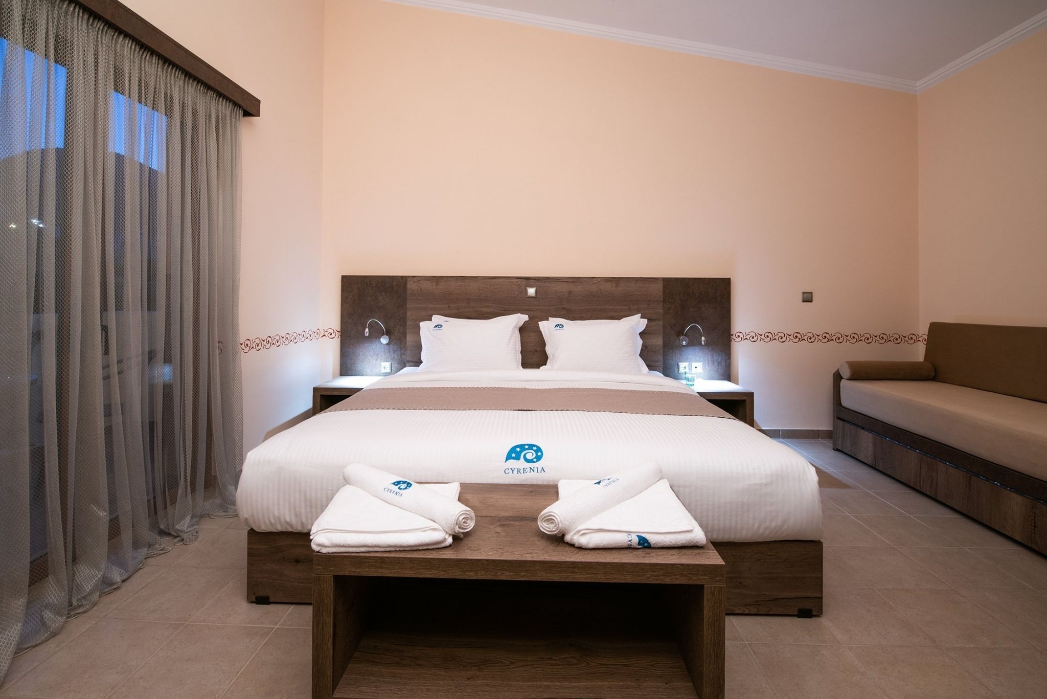 スーペリア スイート シービュー | エジプト綿のシーツ、高級寝具、低反発ベッド、セーフティボックス (室内)