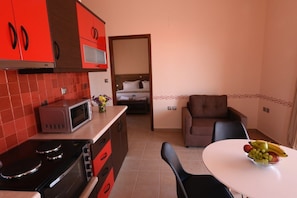 Superior Suite, Sea View | Private kitchen | Full-sized fridge, electric kettle - Cyrenia Guesthouse (Monemvasia)