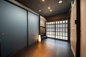 Interior - Tsumugi Shichijohorikawa (Kyoto)