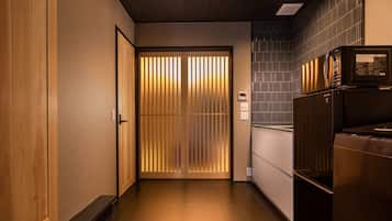 Private Vacation Home | Private kitchen | Full-size fridge, microwave, stovetop, electric kettle