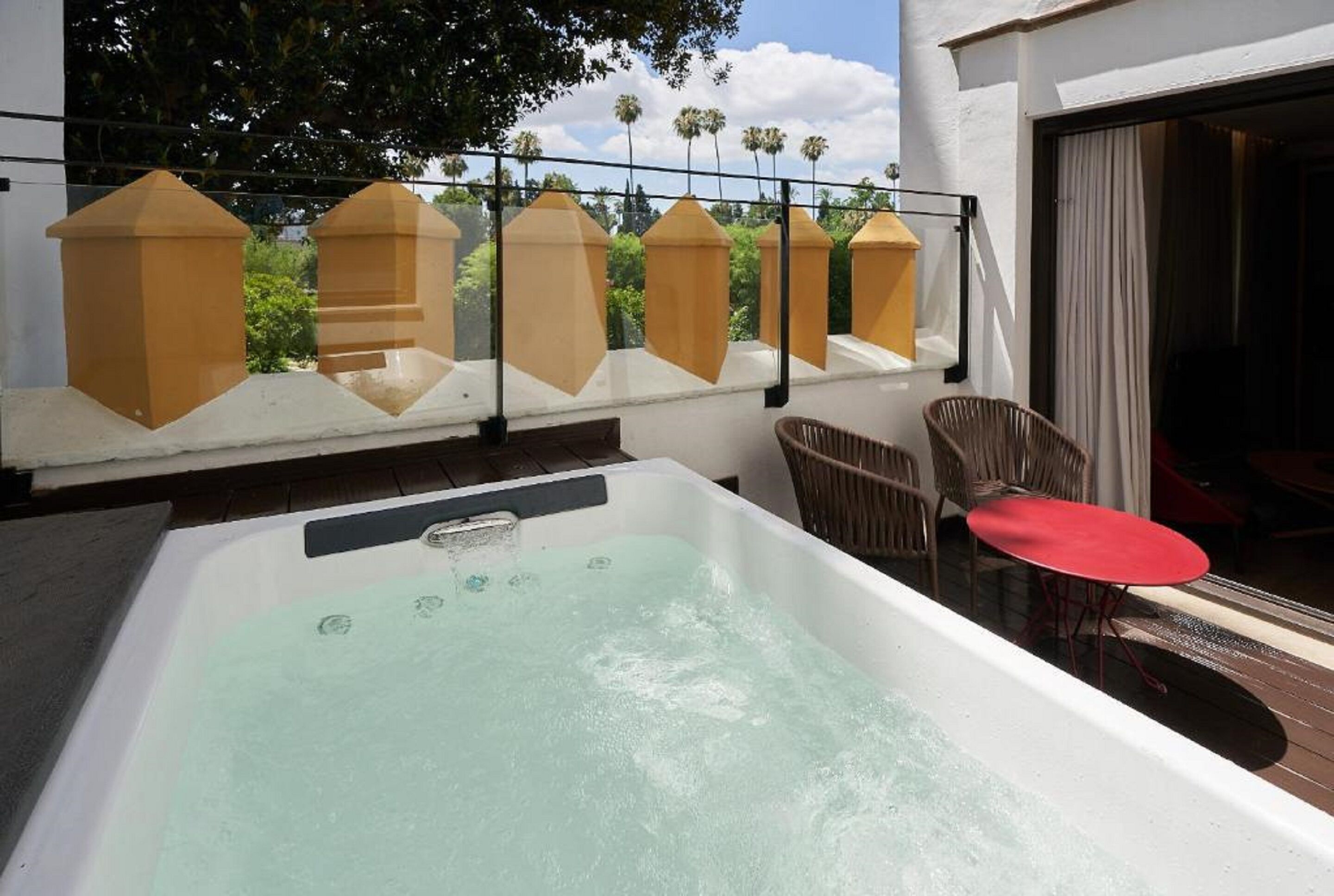 Suite Deluxe, bañera de hidromasaje | Bañera de hidromasaje privada