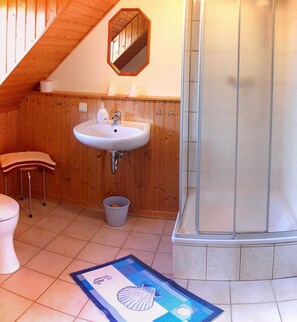 Unclassified image, 2 of 6, button - Apartment 4 - Rügen apartment 106 (Wiek)