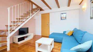 City Apartment (1 Bedroom) | 1 bilik tidur, peti besi dalam bilik, seterika/papan seterika