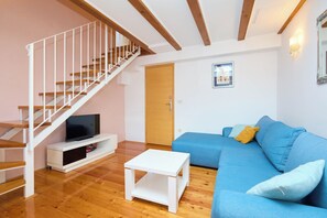 City Apartment (1 Bedroom)