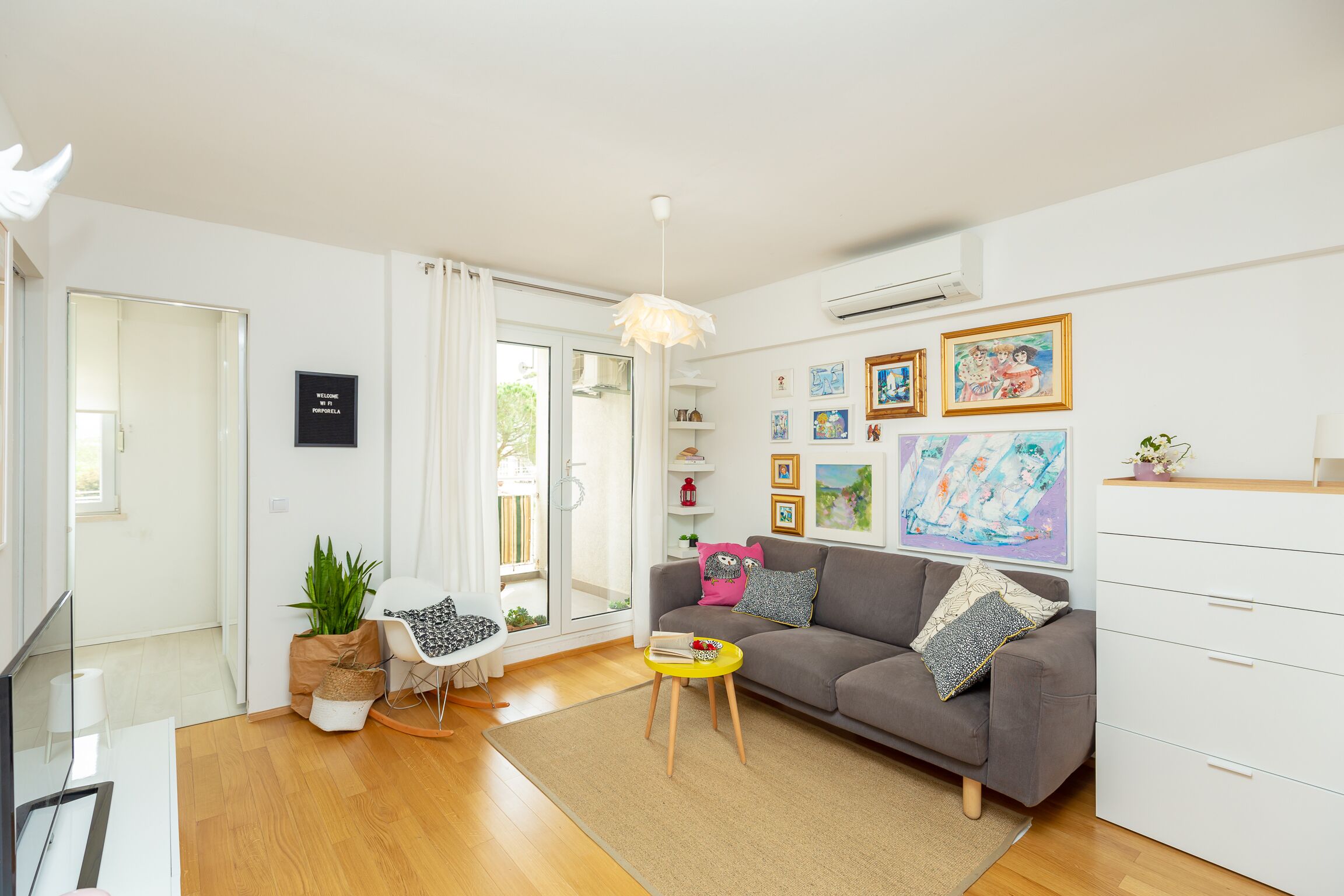 City Apartment, Balcony (2 Bedrooms) | Living room | Flat-screen TV
