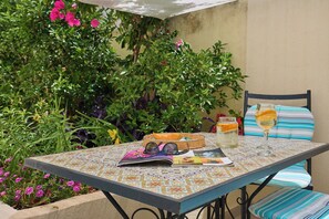 Apartment (2 Bedrooms) | Balcony - Apartment Fresco (Dubrovnik)