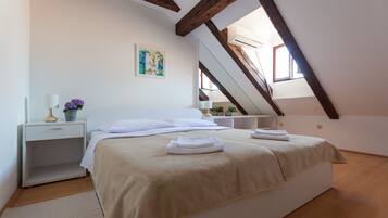 城市公寓 (3 Bedrooms) | 3 多间卧室、熨斗/熨衣板、婴儿床、旅行婴儿床