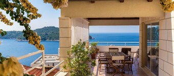 Hedera Estate, Hedera A14