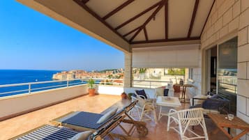 Apartment (3 Bedrooms) | Exterior