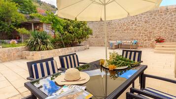 Traditional House, Terrace (3 Bedrooms) | Terrace/patio