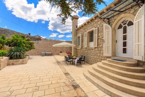 Front of property - Hedera Estate, House Hedera V (Dubrovnik)