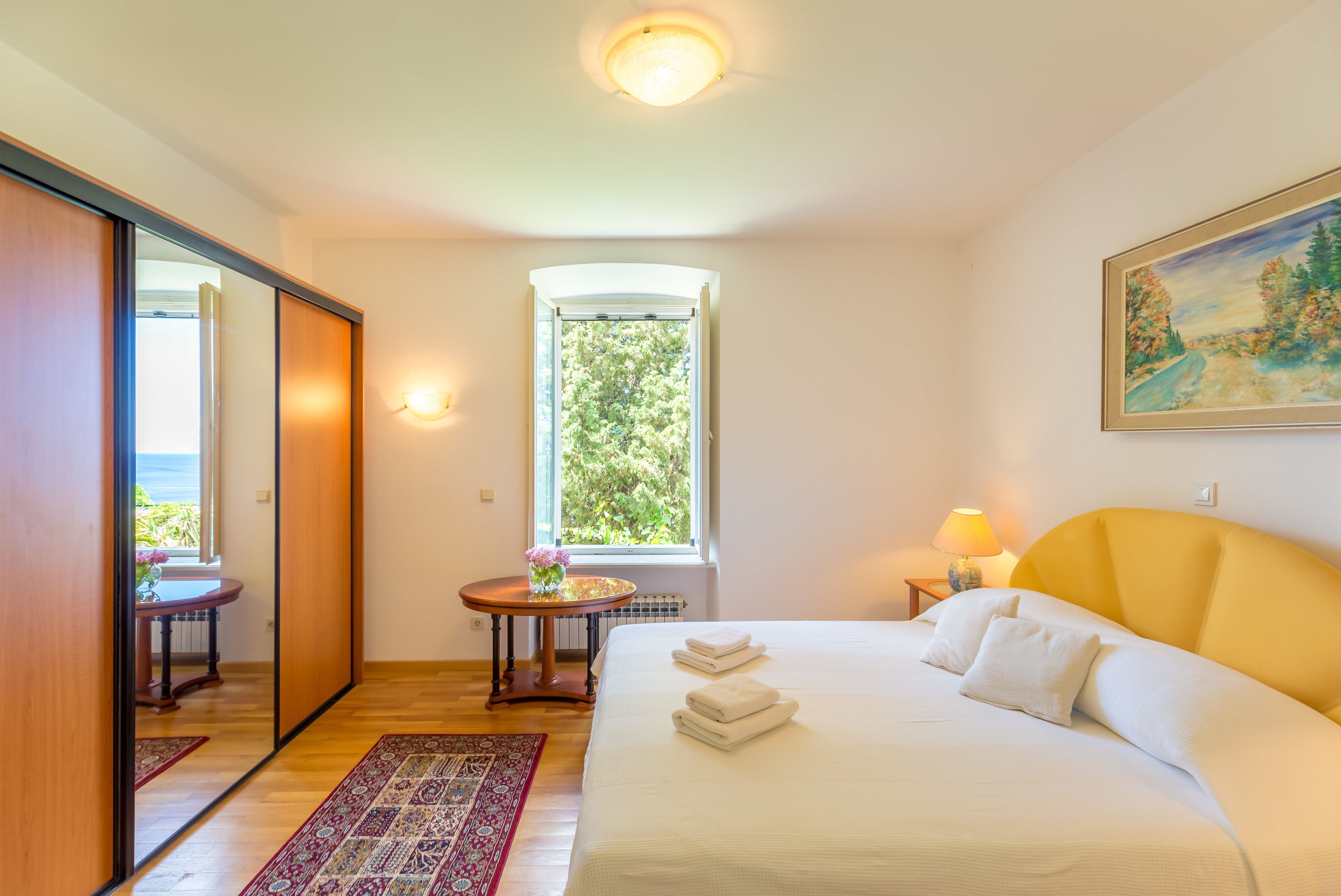 Traditionellt hus - terrass (3 Bedrooms) | 3 sovrum, strykjärn/strykbräda, barnsängar och resesäng