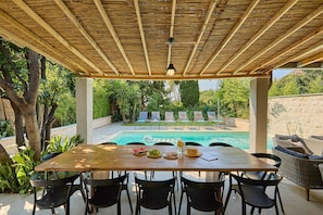 Vila premium, piscina particular (5 Bedrooms) | Terraço/pátio