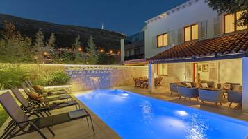 Front of property – evening/night