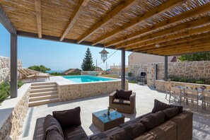 Villa tradicional, piscina privada (3 Bedrooms) | Terraza o patio