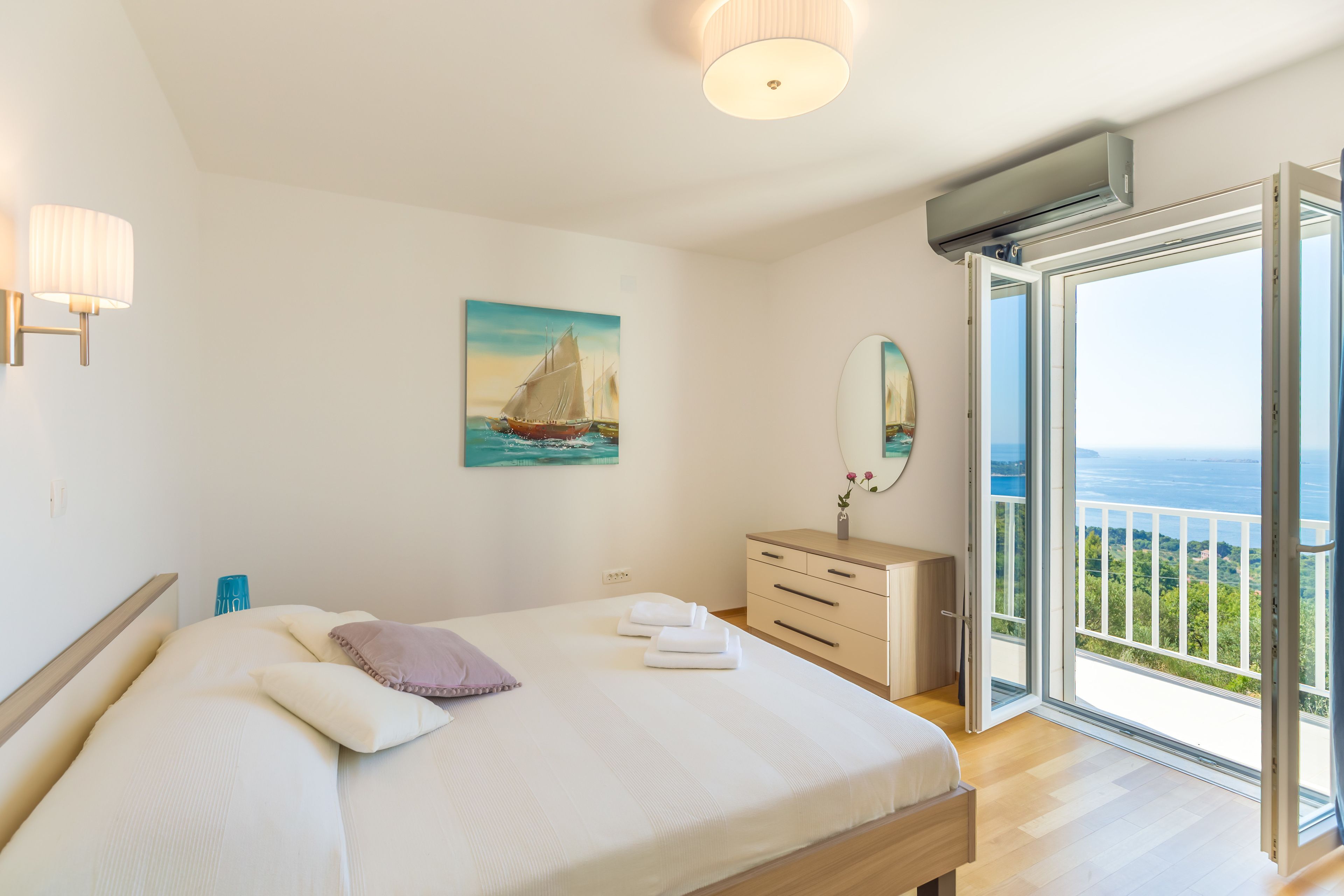 Villa, privat basseng, sjøutsikt (3 Bedrooms) | 3 soverom, strykejern/-brett, barnesenger og wi-fi (inkludert)