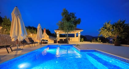Hedera Estate, Villa Hedera VII