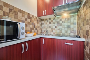 公寓 (1 Bedroom) | 私人廚房 | 微波爐、烤箱、爐台、洗碗機