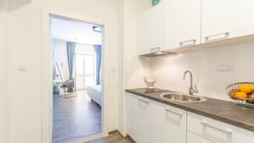 Premium Villa (3 Bedrooms) | Private kitchen | Full-sized fridge, microwave, oven, stovetop