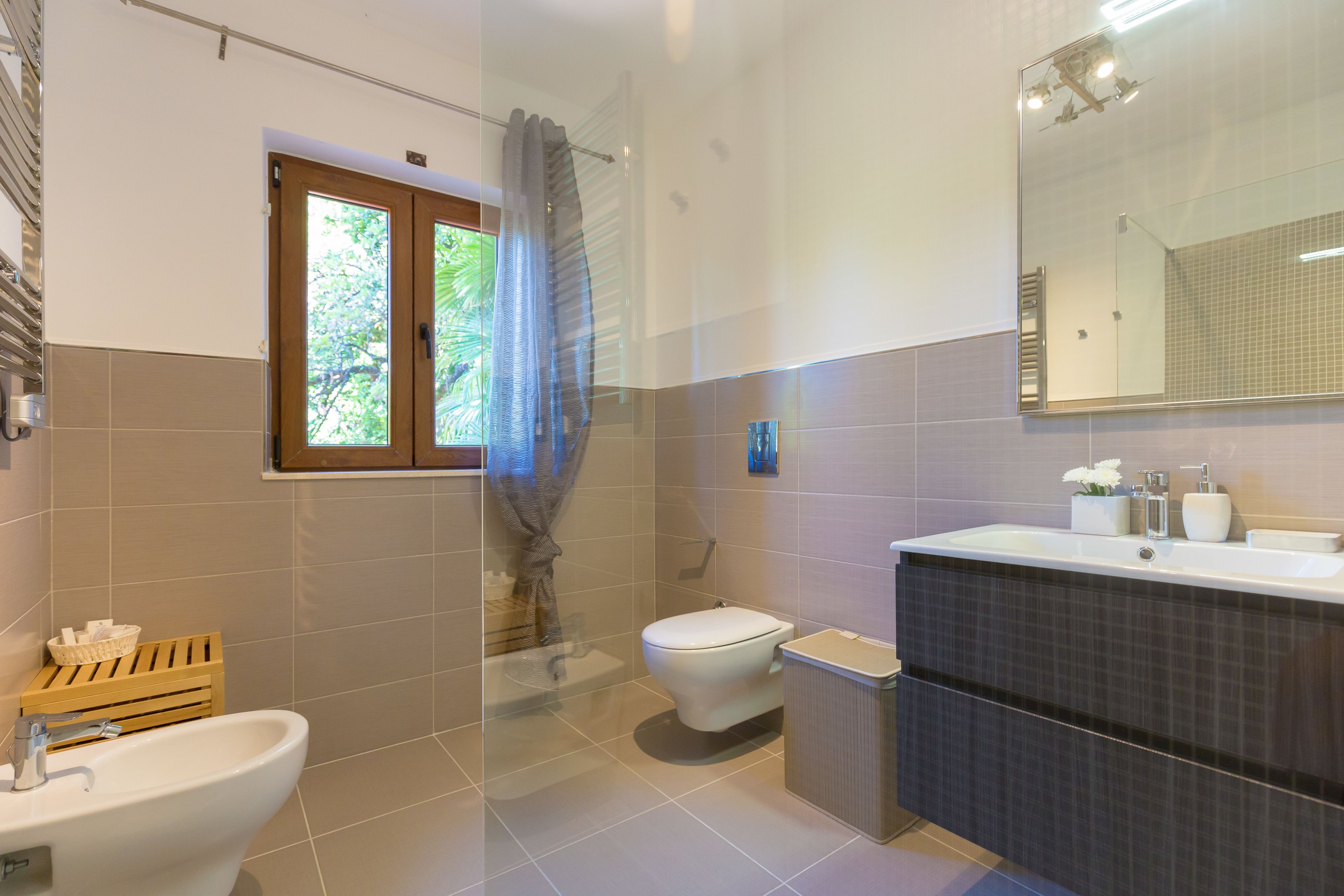 Superior Villa, Private Pool (4 Bedrooms) | Bathroom | Hair dryer, bidet, towels